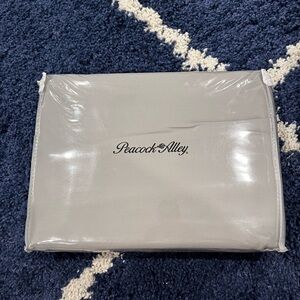 Peacock Alley Gray Sheet Set Twin NIB